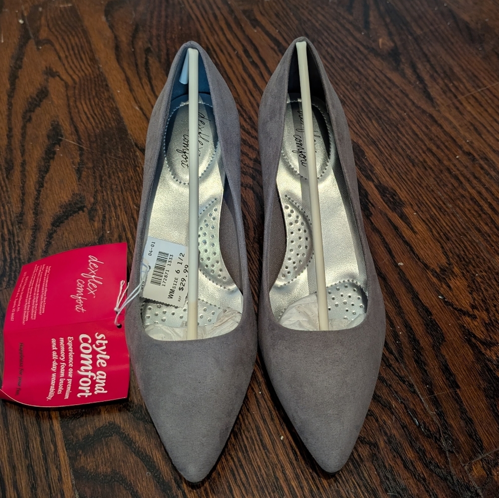 Dexflex Comfort / Payless - Jeanne pumps heels grey burgundy 6.5
